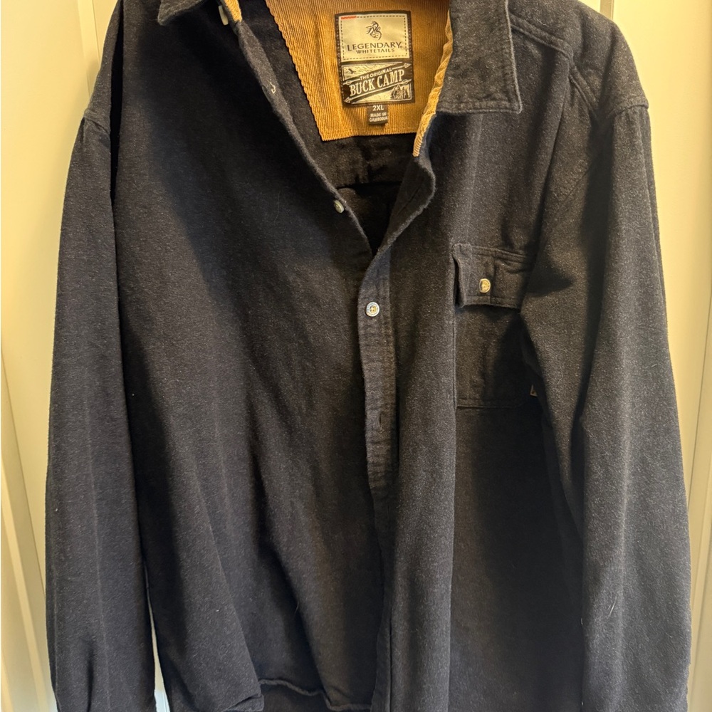 Legendary Whitetails Men's Dark Gray Shirt Jacket